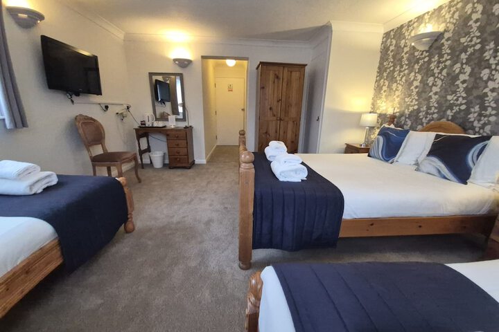 Room 15 of 57