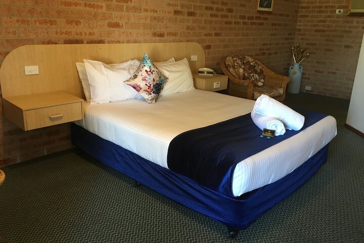 Room 8 of 68