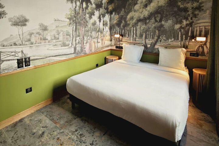 Room 29 of 68