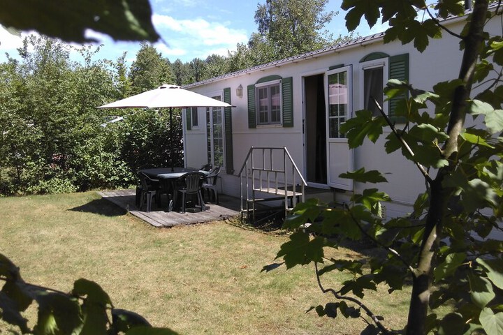 Room 2 of 16