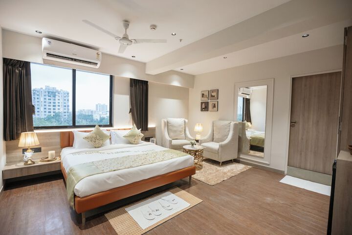 Room 16 of 34