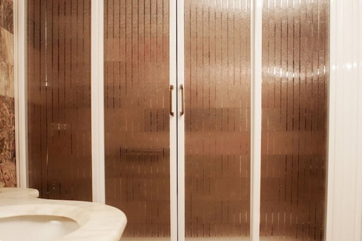 Room 22 of 77