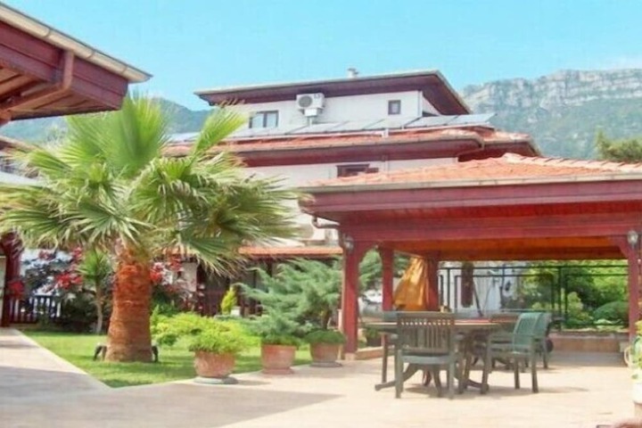 Hotel 23 of 28