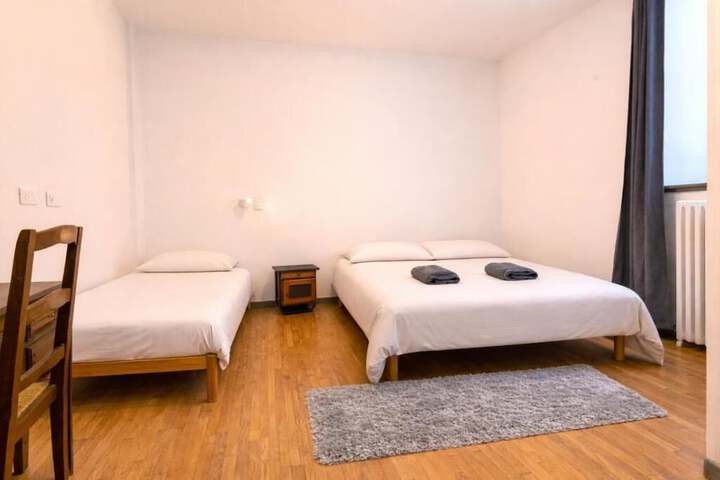Room 27 of 113