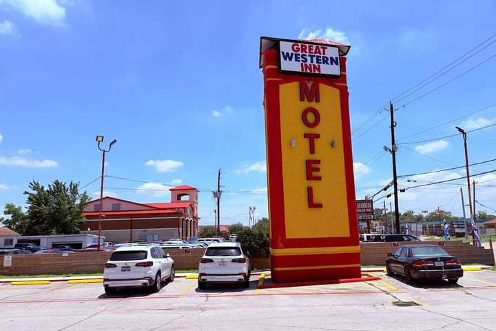 Hotel 67 of 67