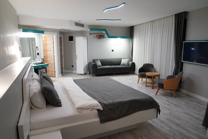 Room 41 of 86