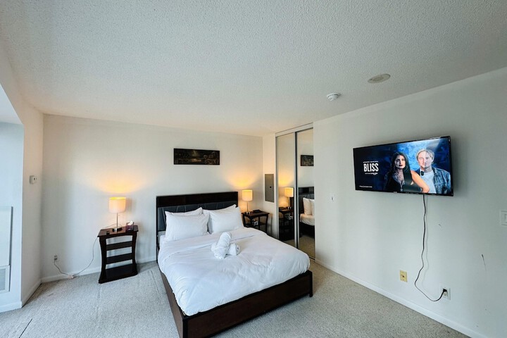 Room 143 of 198
