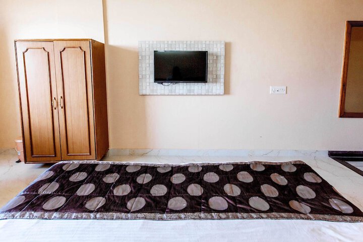 Room 37 of 90