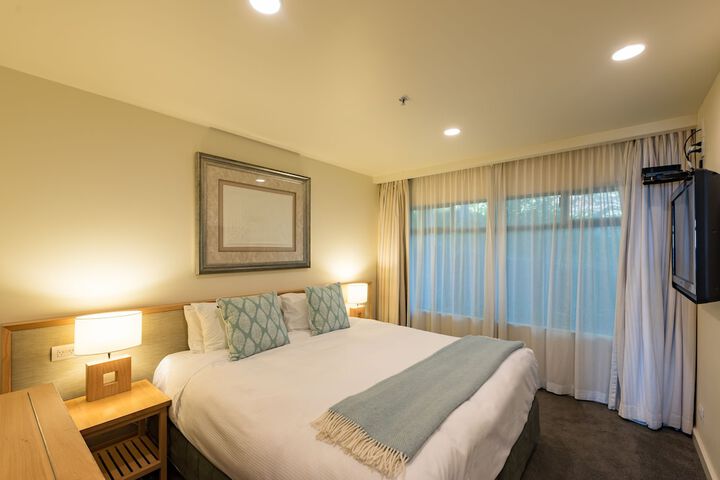 Room 27 of 135