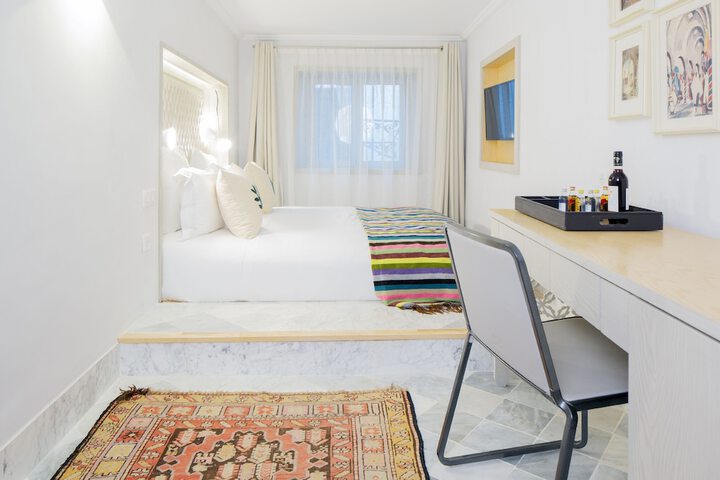 Room 5 of 22