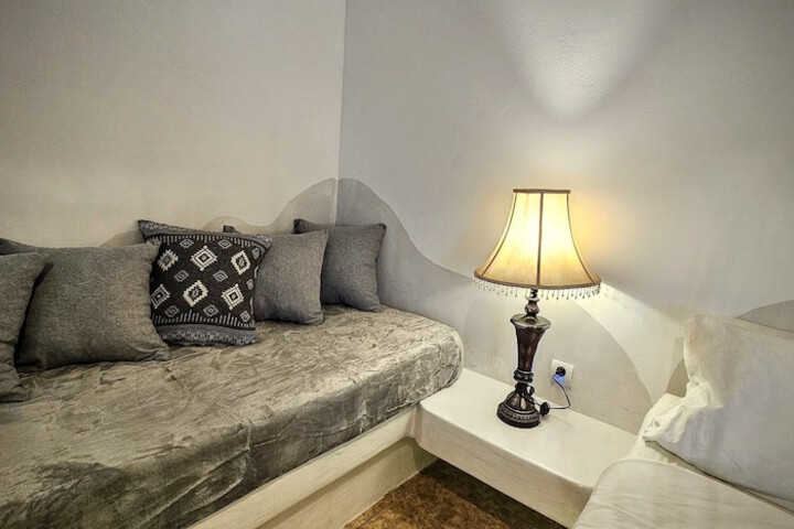 Room 58 of 278