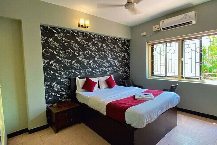 Room 15 of 23