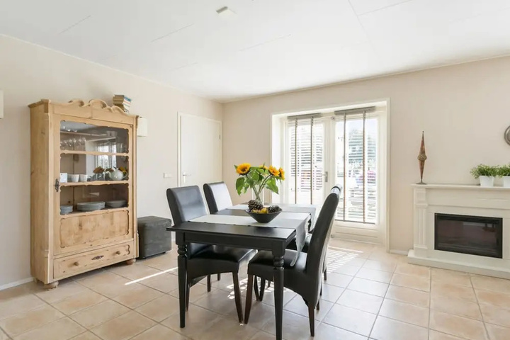 Lovely Holiday Home in Ouddorp With Barbecue