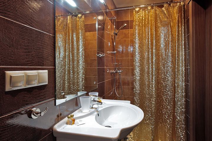 Room 30 of 45