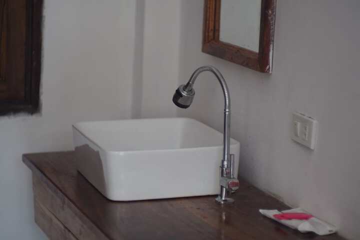 Room 14 of 28