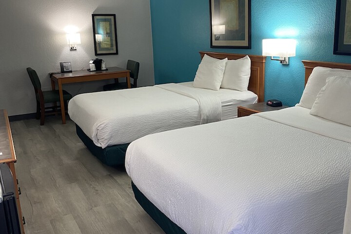2 Double Beds Deluxe Room (7 of 16)