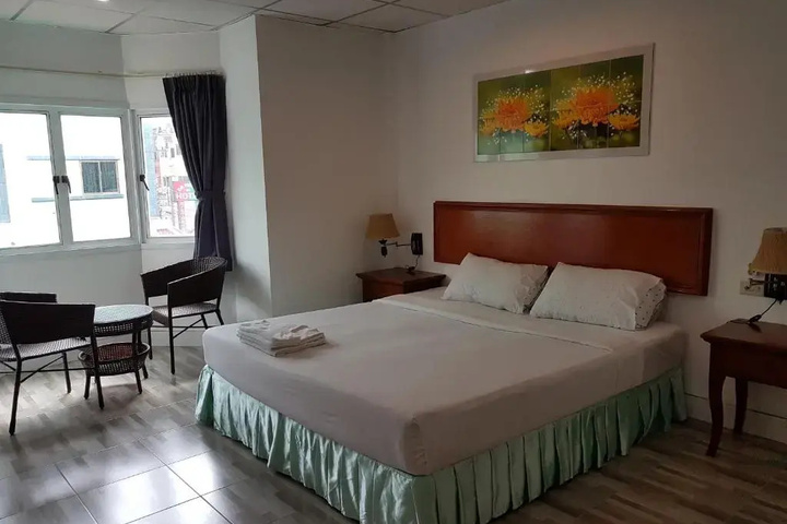 Welcome Inn Hotel at Karon Beach. 3 bed Room From Only 1200 Baht