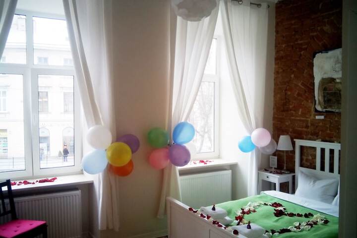 Room 61 of 86