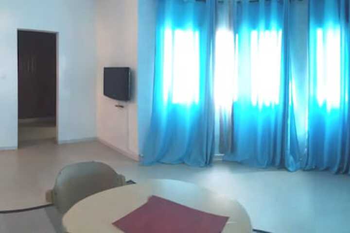 Room 16 of 30