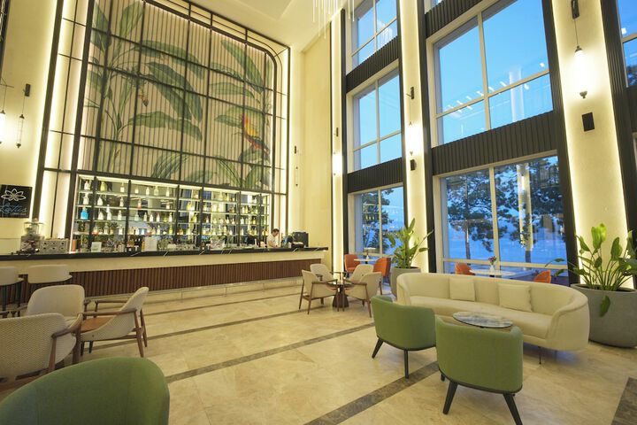 Hotel Lobby