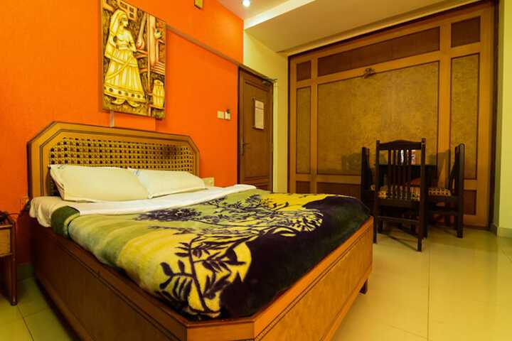 Room 4 of 47