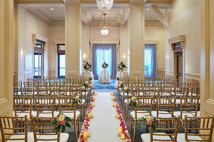 Banquet hall