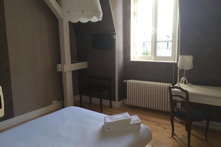 Room 16 of 59