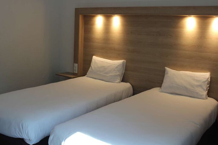 Room 14 of 53