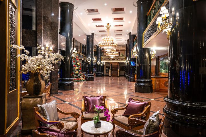 Guest Lobby