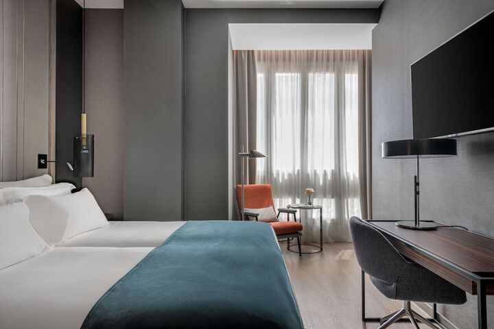Room 7 of 47