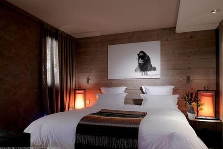 Room 52 of 186