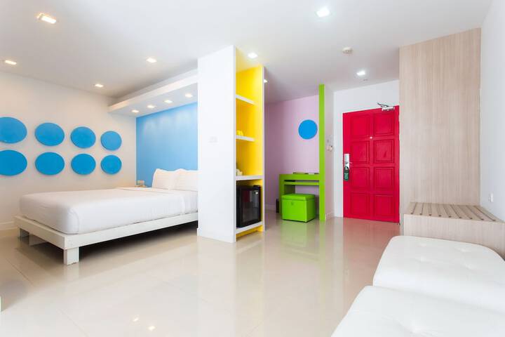 Room 34 of 90