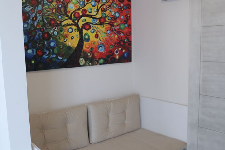 Room 7 of 36