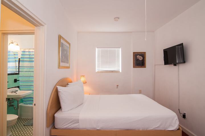 B2 Dxdeluxe Room 2 Queen Beds (16 of 26)