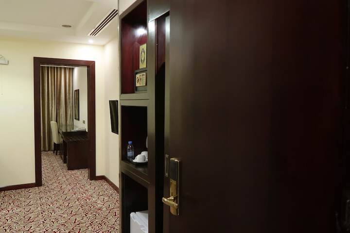 Room 13 of 61