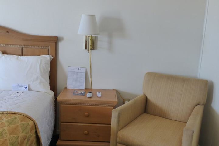 Room 5 of 35