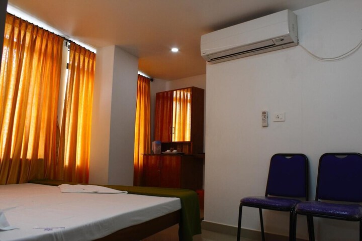 Room 30 of 39
