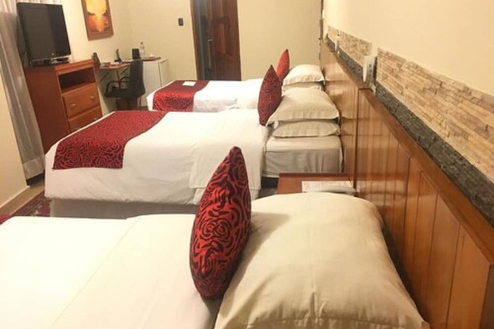 Room 19 of 68