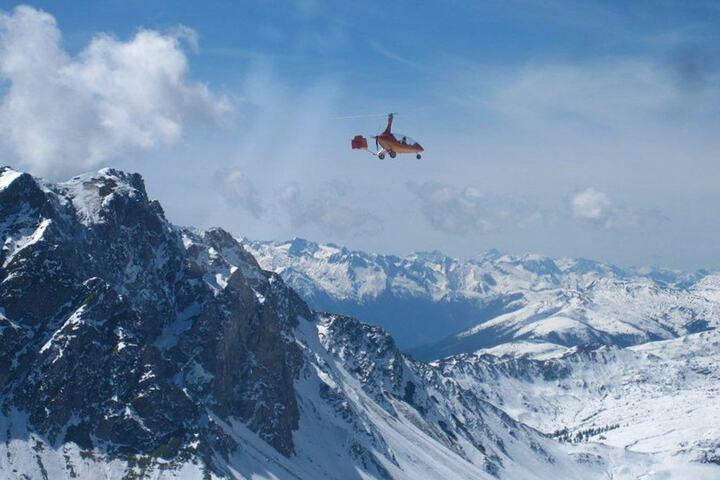Helicopter/plane tours