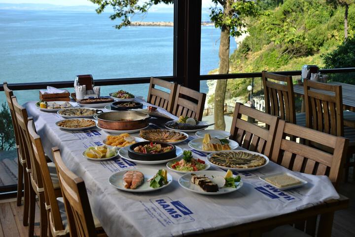 Dining 50 of 216