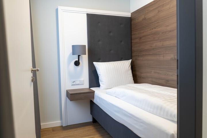 Room 9 of 53