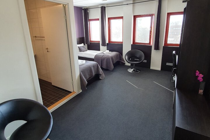 Room 20 of 34