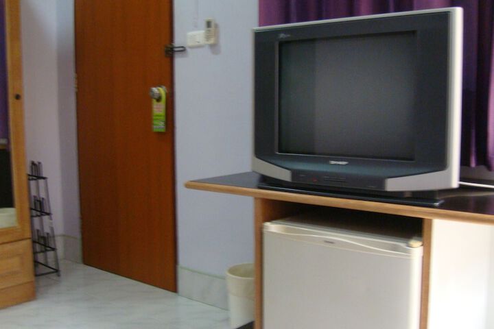 Room 16 of 31