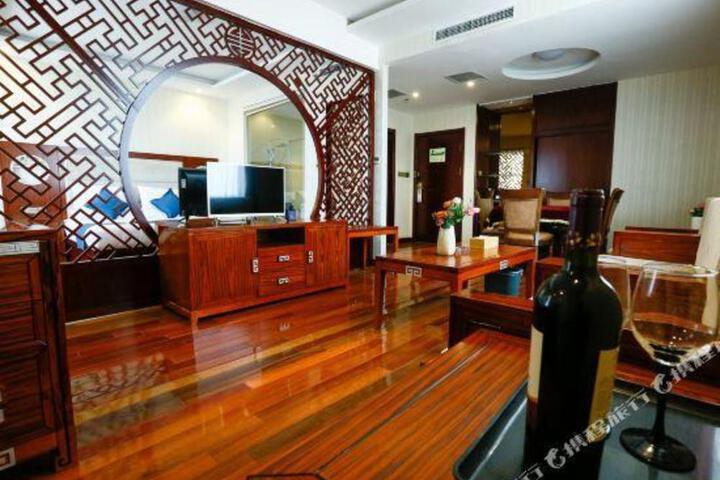 STARWAY HOTEL (Penglai Dengzhou Road store)