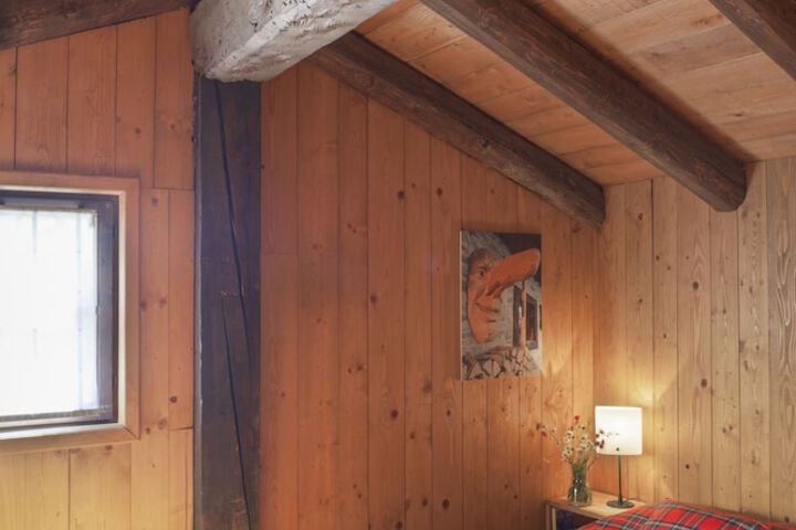 Room 38 of 132
