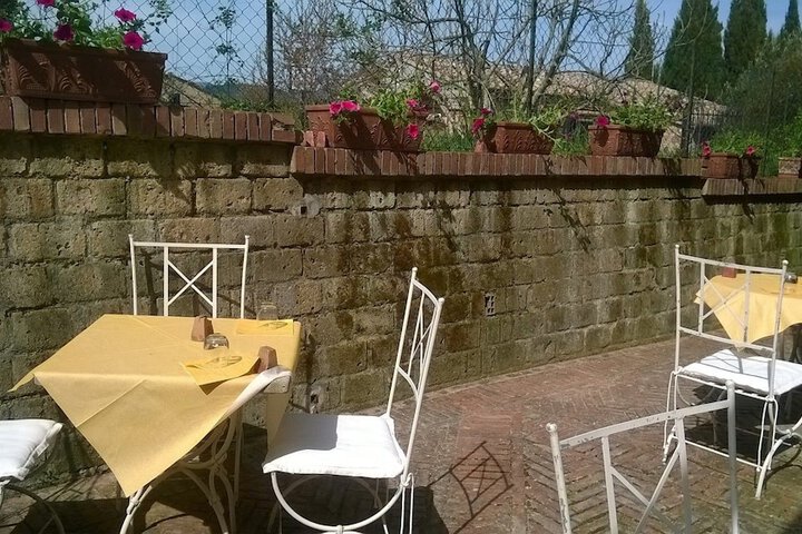 Terrace/Patio 9 of 10