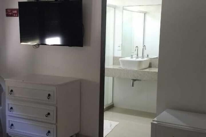 Room 15 of 80