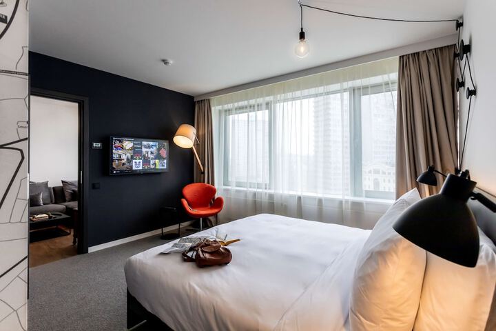 Room 20 of 63
