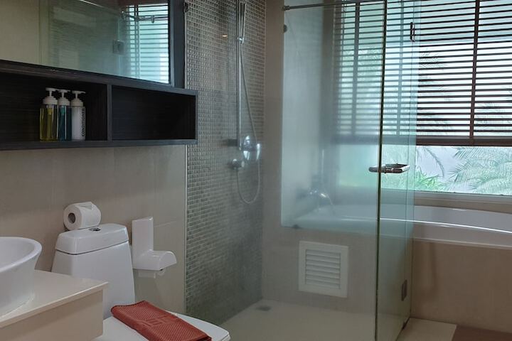 Clean Restrooms