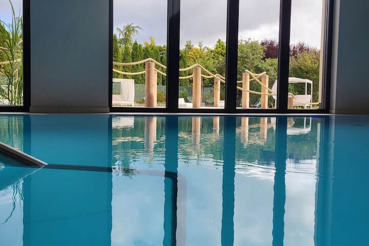 Pool 52 of 60